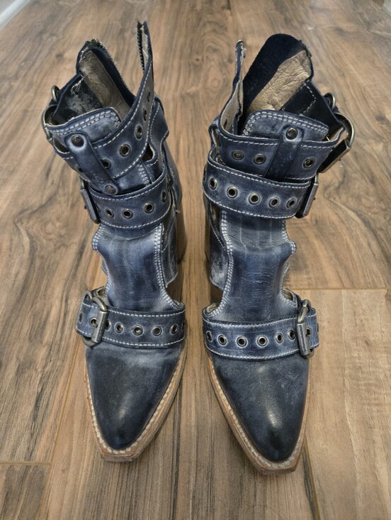 freebird Shoes - Freebird Navy Joplin - RARE